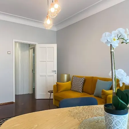 Daire Downtown Stylish