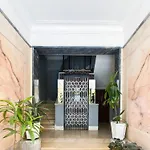 Apartment Downtown Stylish